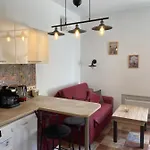 Атмосферні Апартаменти В Центрі Одеси *